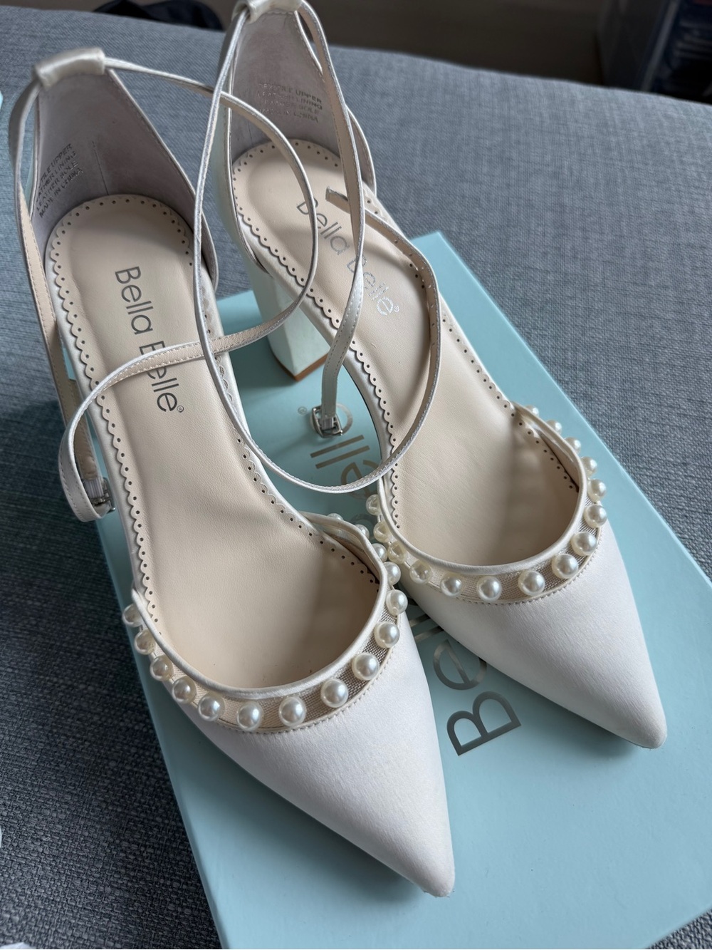 Bella Belle White Pearl-Trim Pointed-Toe Heels bridal